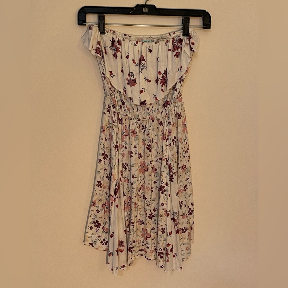Urban Outfitters Kimchi Blue floral dress XS extra small white pink red